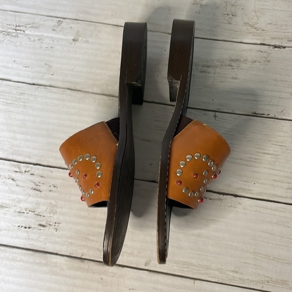 Donald J Pliner Tobacco Leather Studded Slide Sandal - Picture 8 of 11